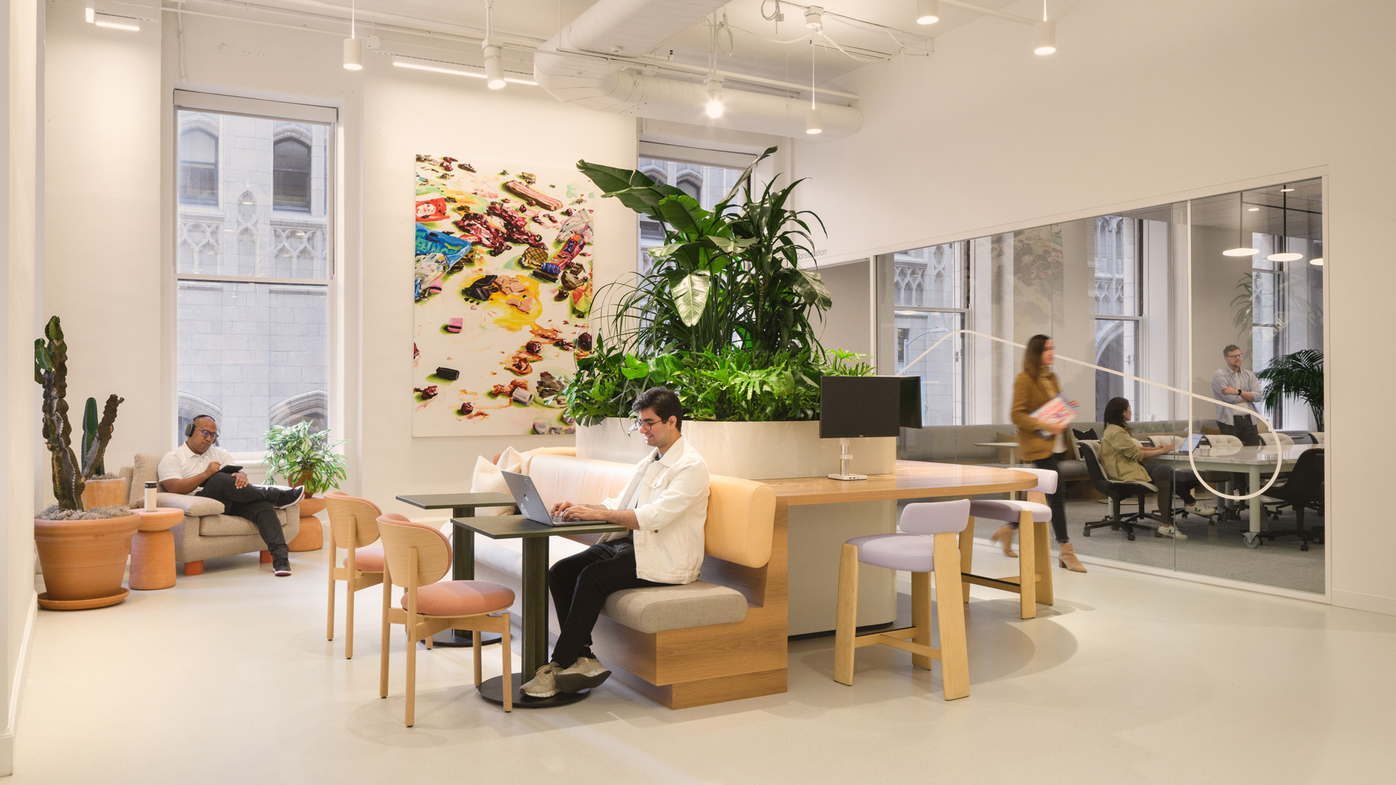 Shared workspace productivity Dubai